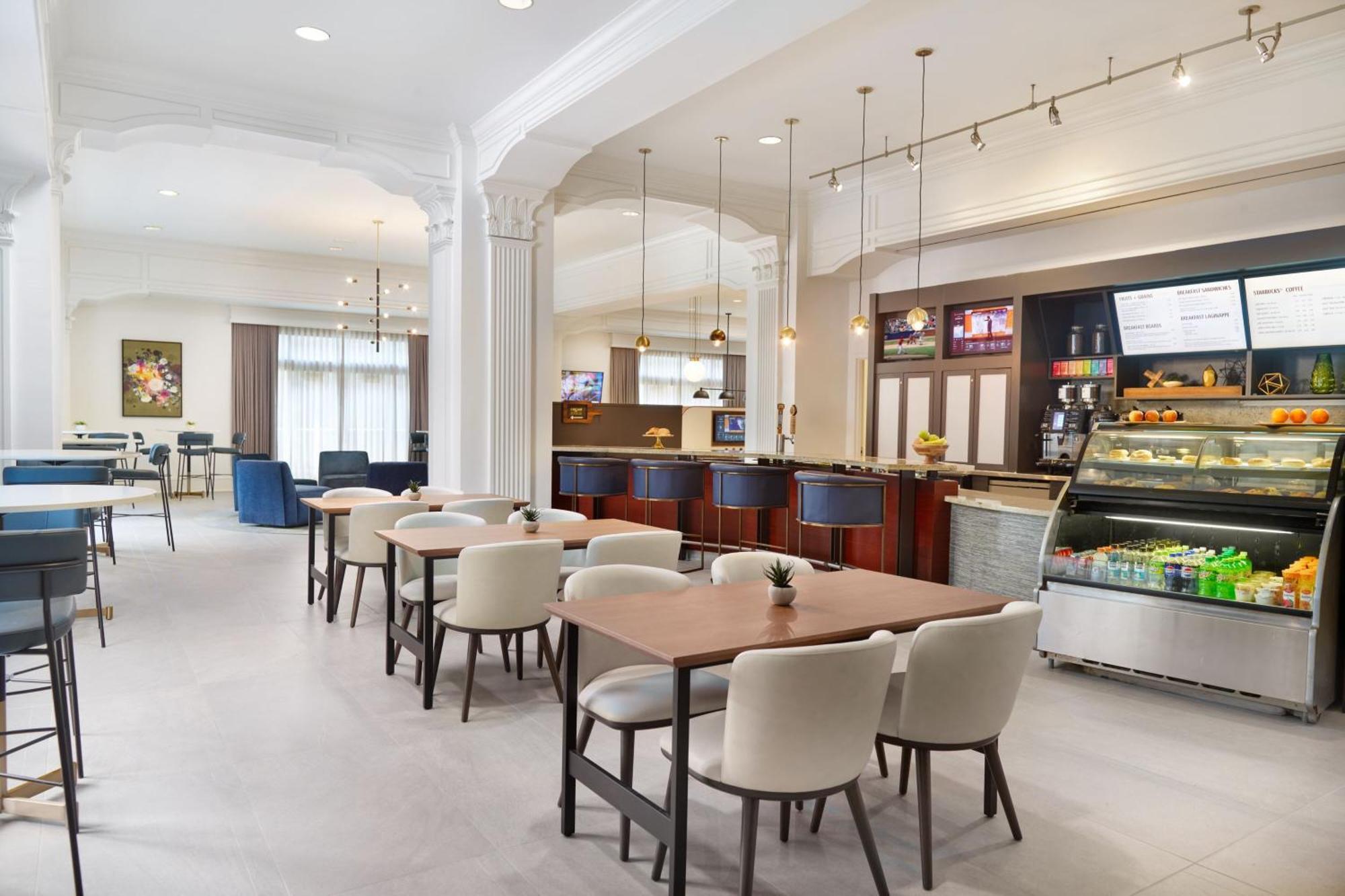 Courtyard By Marriott New Orleans French Quarter/Iberville Esterno foto