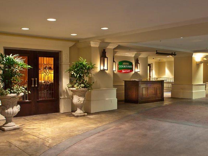 Courtyard By Marriott New Orleans French Quarter/Iberville Interno foto